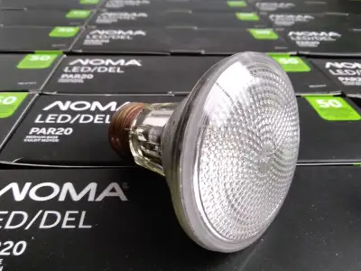 REDUCED 61 Sylvania Par 20 50W 130V Halogen Bulbs, View more