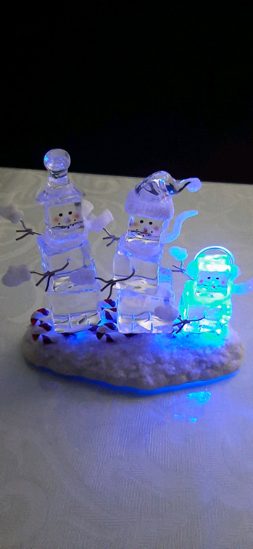 Ice Cube Snowman Family in Holiday, Event & Seasonal in London - Image 4