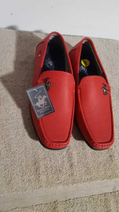 Beverlly Hills Polo Size 9 , View more