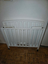 Folding Mini Crib