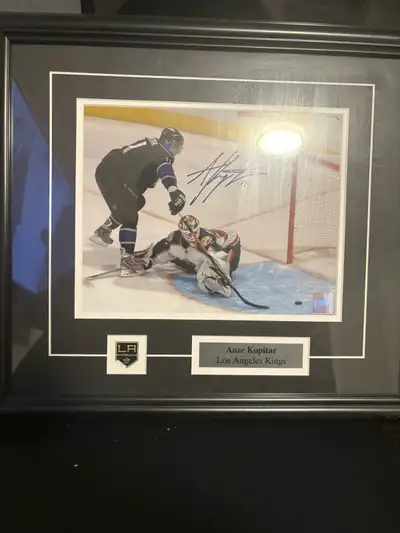 Signed Anze Kopitar Photo w/Frame , View more