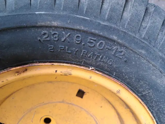 Lawn & Garden Tires in Lawnmowers & Leaf Blowers in Trenton - Image 4
