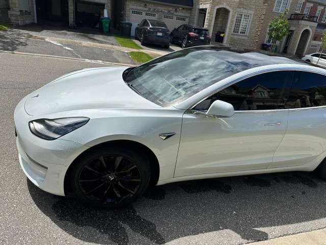 2020 TESLA MODEL 3 LONG RANGE ALL-WHEEL DRIVE in Cars & Trucks in Mississauga / Peel Region - Image 2
