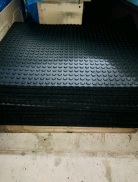 3x4 HEAVY DUTY RUBBER MATS   IDEAL    FOR GYM, GARAGE, BASEMENT