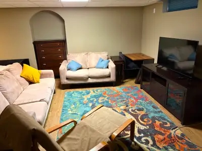 Bright and clean 1-bedroom basement apartment available now in the Laurelwood area (Columbia & Fisch...