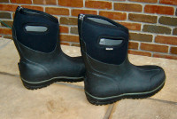 Men's Bog Classic Ultra Mid Winter Boots - Size 11 - New!!