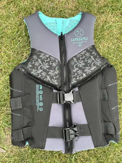 Hyperlite Adult Small Life Jacket, View more