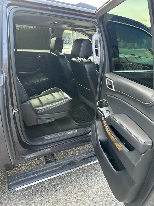 2017 GMC Yukon XL Denali 4WD in Cars & Trucks in Kelowna - Image 15