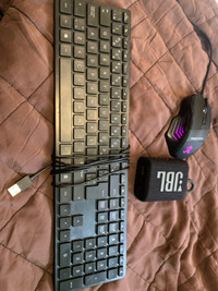 Keyboard, Mouse, JBL Speaker