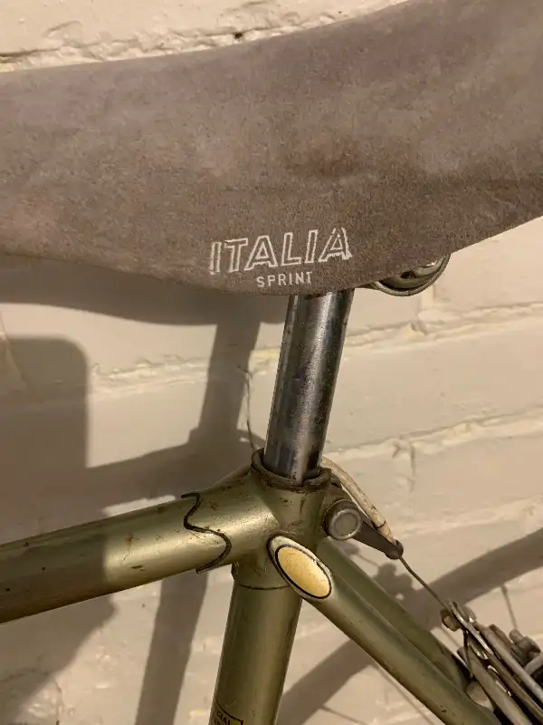 Vintage Peugeot 10 speed road bike in excellent condition in Road in City of Toronto - Image 7