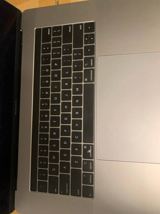 MacBook Pro 15” 2020 liquid damage! in Laptops in Ottawa - Image 4