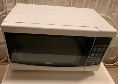 0.7 Cubic Foot Please see pictures for details. PICK UP @ 946 Lawrence Ave E, M3C 1R1 (the Shoppers...