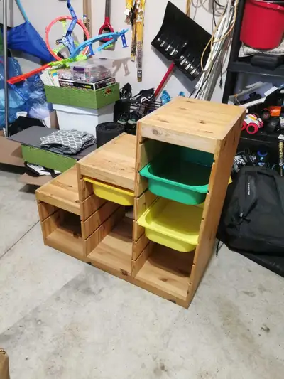 Add some colourful storage to your space with this used Ikea Trofast unit! It's great for kids' room...