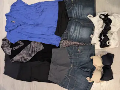 Vêtements de maternité/ Maternity Clothes, View more