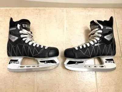 CCM  Intruder Hockey Skates Men's ("Skate Size" 7) Patins, View more