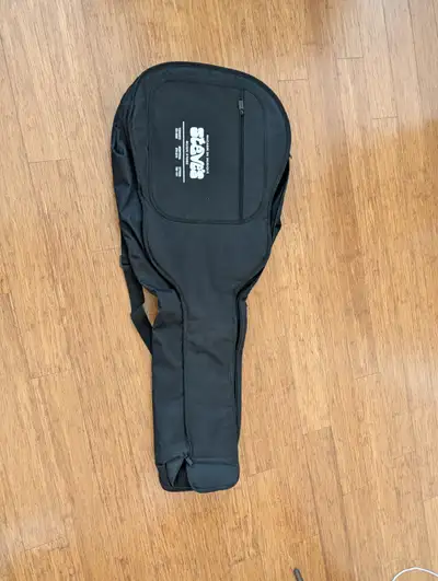 (Soft) Guitar Case / étui à guitare (souple), View more
