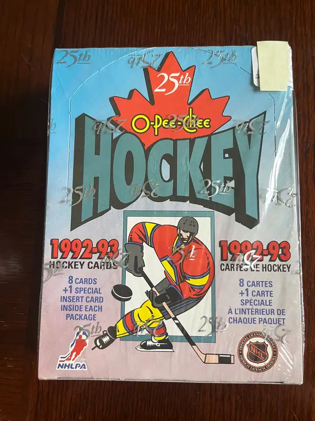 hockey cards 90s in Arts & Collectibles in London - Image 4