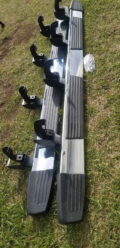 2024 chevy crew cab running boards 