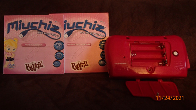 2006 Miuchiz Interactive Toys/Jouets Vintage dans Jouets et jeux  à Ville de Montréal - Image 4