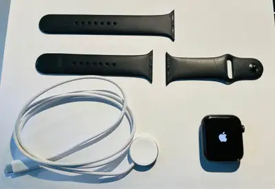 Apple Watch Series 5 44mm GPS, View more
