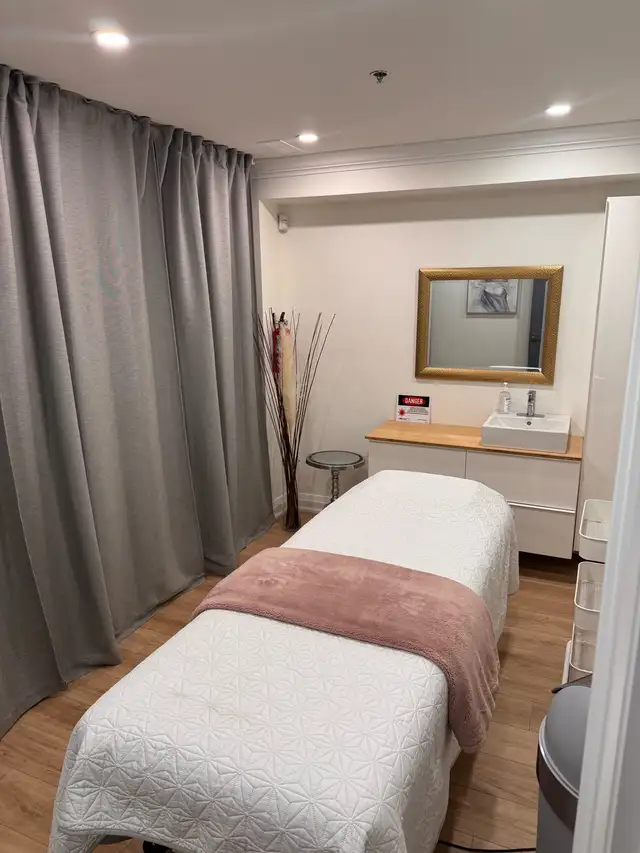 Beauty Room for Rent – Ideal for Lash Tech  Vaughan63235482443009123
