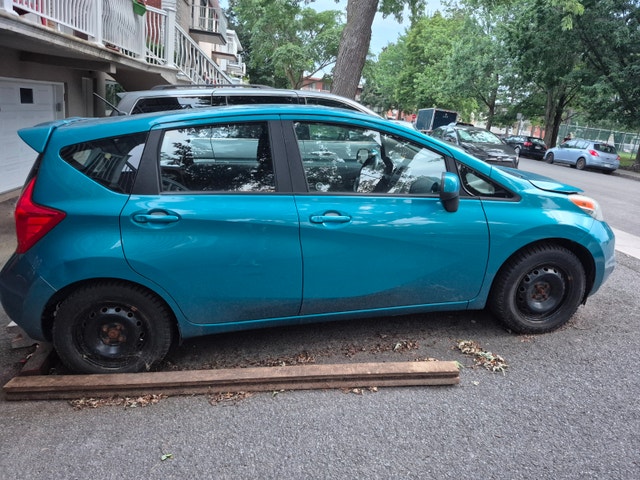 2014 NISSAN VERSA NOTE ***73000km*** — photo 3