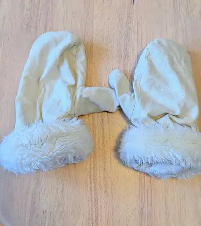 Jessica Mittens - Cream/White, One Size, View more