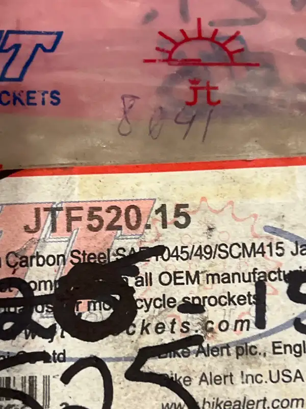 Cagiva 650 Suzuki K8 Kawasaki 750 Front Sprocket 525 JTF520.15 t in Other in Barrie - Image 4