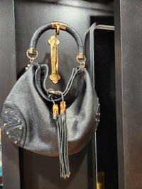 Gucci Indy Babouska Black Leather Hobo Bag purse tote travel