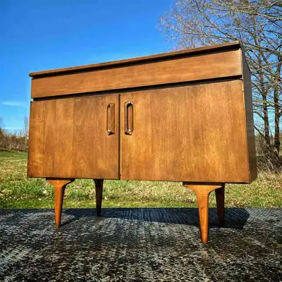 Mid-Century Modern Sideboard by Jan Kuypers!, View more