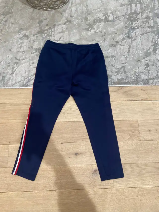 Moncler Sweatpants (Large) in Men's in City of Toronto - Image 5