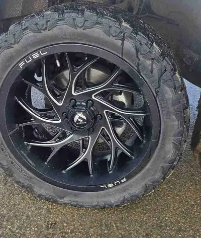 New mutant predators on 22 inch deep dish rims 33x12.50.. interested in trades for different set ups...