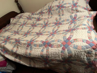 Homemade patchwork hand stitched double ring quilt bedspread