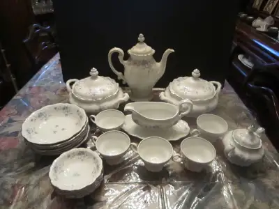 $400.00 (includes GST/HST + Shipping) for these gorgeous pieces listed below of Johann Haviland BLUE...