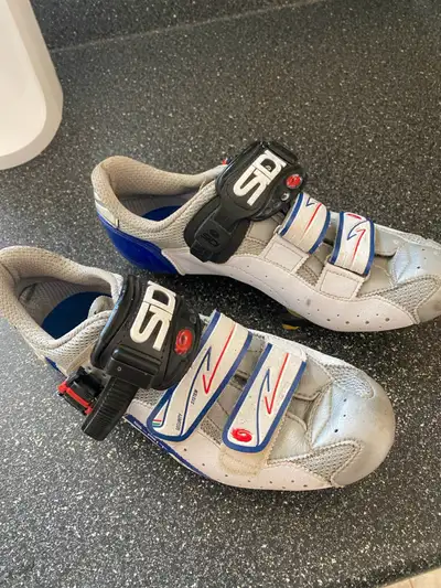 Sidi cycling shoes size 41 1/2, View more