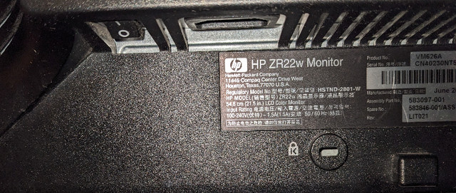 HP ZR22w 21.5-inch S-IPS LCD Monitor in Monitors in City of Toronto - Image 3