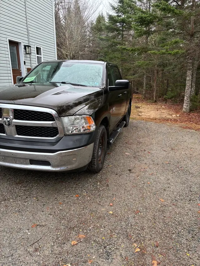 2013 Ram 1500 ST 5.7 Hemi in Cars & Trucks in Bedford - Image 4