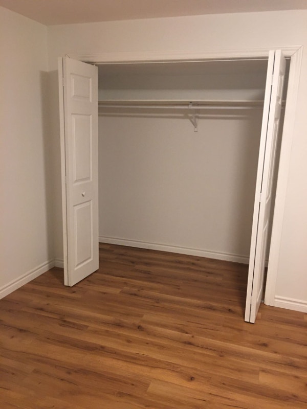 SPACIOUS 1 BED + 1 BATH BASEMENT UNIT LOCATED SOUTH END GUELPH Long