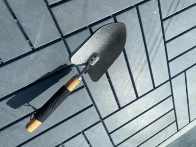 [] Shovel for Gardening | Pelle de jardinage, View more