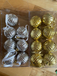 Boules de Noël dorées et argentées Gold Silver Christmas Balls