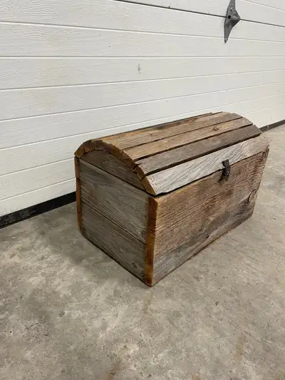 Rustic Cardbox made from reclaimed wood Measures 20” L x 12” W x 13” Tall to top of lid. Lockable, h...