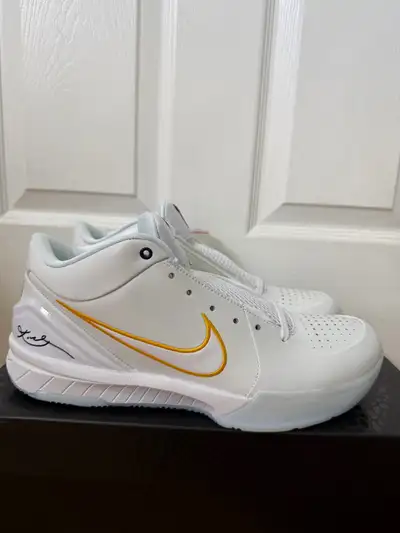 Kobe 4 Draft Day Indiana Pacers - 10M, View more