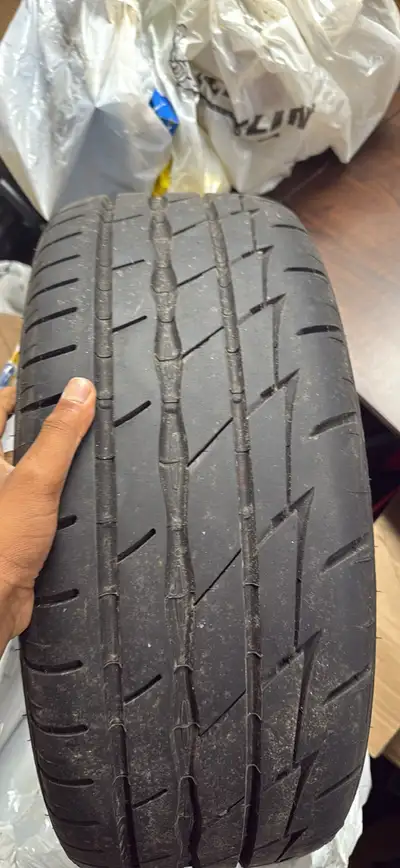 For Sale: Summer Tyres with Rims – Like New ✅ Size: 225/40 R19 ✅ Set of Summer Tyres with Rims ✅ Dri...