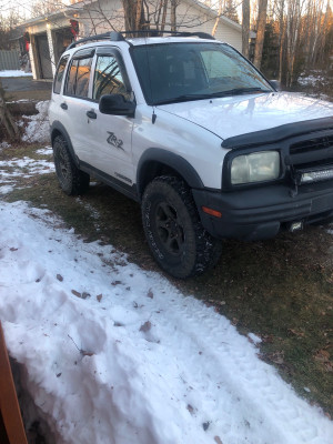 2003 Chevrolet Tracker