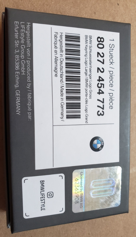 BMW Keyring Genuine 80272454773 in Other in St. Catharines - Image 3