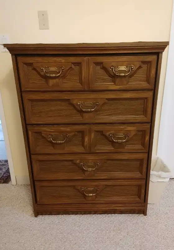 70's Vintage Bedroom Suite in Dressers & Wardrobes in Calgary - Image 3