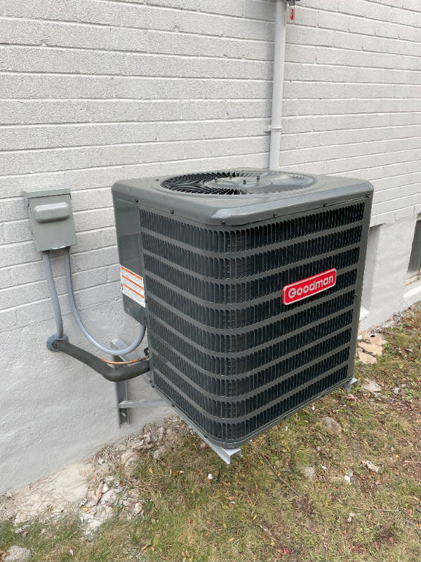 Air Conditioner Repair and Installs in Heating, Cooling & Air in Hamilton