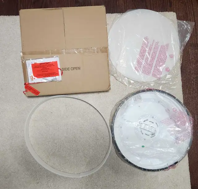 Modern Wood LED Ceiling Light(NEW) in Indoor Lighting & Fans in Kitchener / Waterloo - Image 5