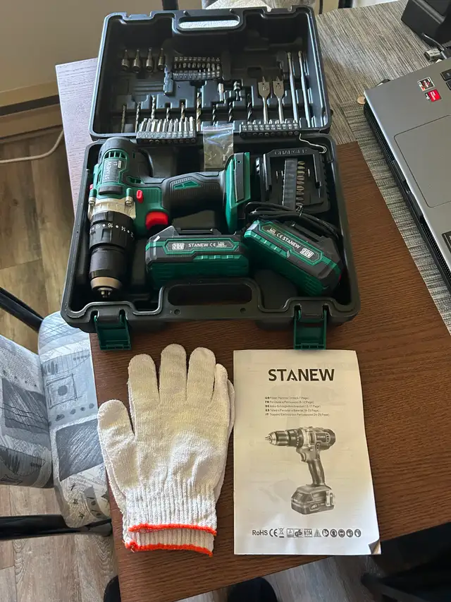 cordless hammer drill in Power Tools in Kitchener / Waterloo - Image 4