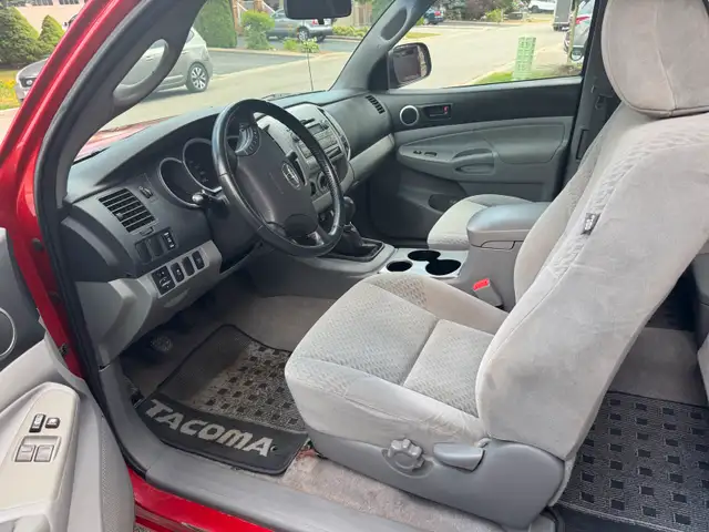 Toyota Taccoma in Cars & Trucks in Mississauga / Peel Region - Image 11